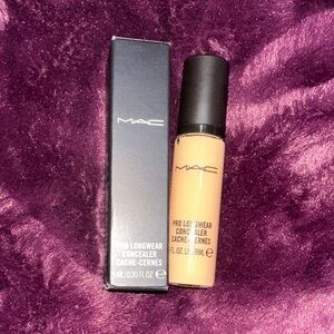 Mac Pro longwear concealer